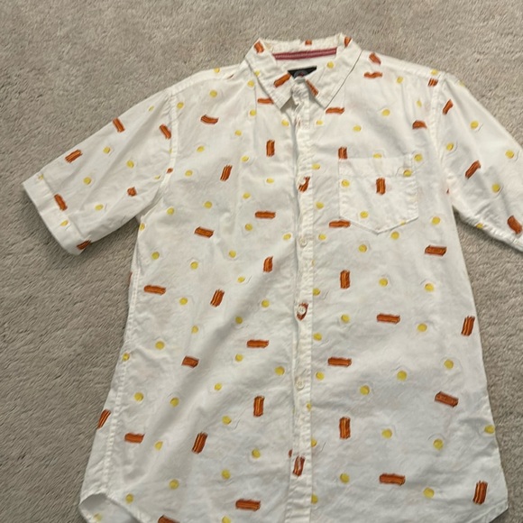 Bacon and eggs shirt - Picture 1 of 1
